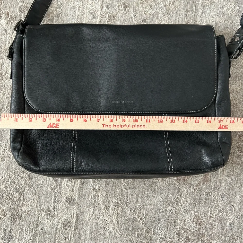 Kenneth Cole Reaction elegant black
